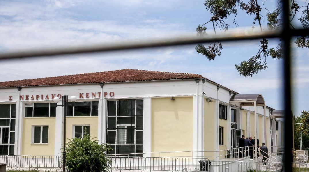 Δίκη για τα Τέμπη: Στο στάδιο των αιτημάτων η διαδικασία, αποβλήθηκαν οι Δικηγορικοί Σύλλογοι