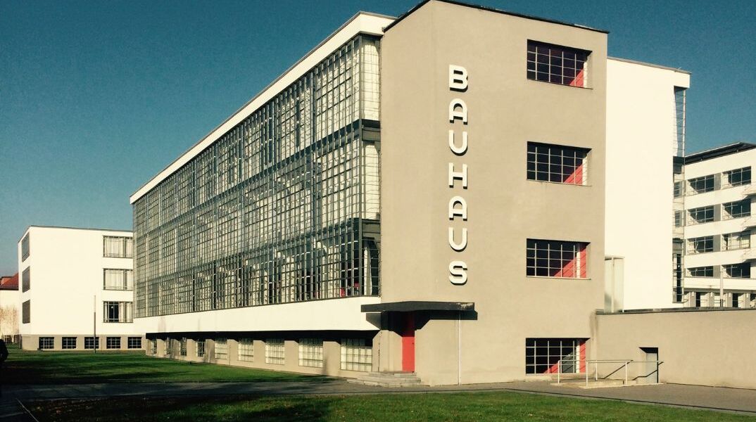 Το Bauhaus στη δίνη της ακροδεξιάς: Η AfD ανοίγει πολιτιστικό πόλεμο στη Γερμανία