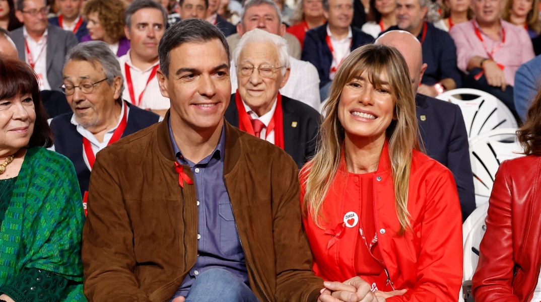 Η σύζυγος του Πέδρο Σάντσεθ θα δικαστεί για διαφθορά – Της απαγορεύτηκε η έξοδος από την Ισπανία