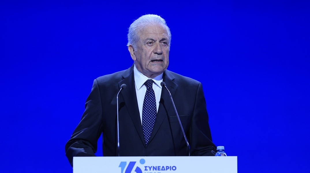 Ένταλμα σύλληψης για τον Αβραμόπουλο από τη βελγική Δικαιοσύνη