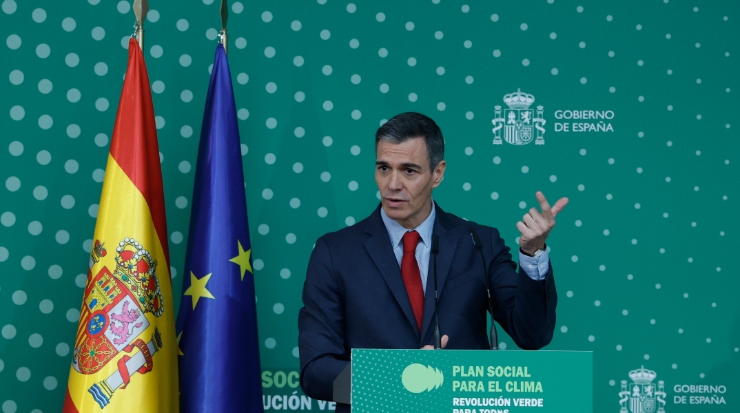 Ισπανία: Ο Πέδρο Σάντσεθ αρνείται τις κατηγορίες περί διαφθοράς στην κυβέρνηση και το κόμμα του