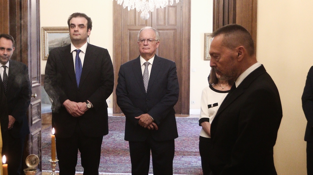 Ο Γιάννης Στουρνάρας ορκίστηκε για τρίτη φορά Διοικητής της Τράπεζας της Ελλάδος