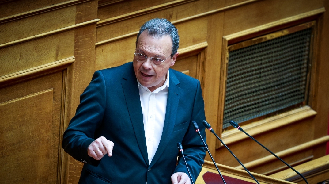 Φάμελλος: Ζητώ να σεβαστούν όλα τα στελέχη την απόφαση της ΚΕ και τους δημοκρατικούς μας κανόνες 