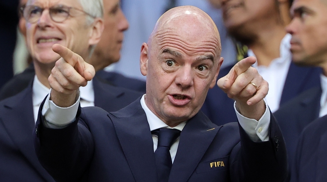 Ποια χώρα απέκλεισε η FIFA από κάθε ποδοσφαιρική δραστηριότητα