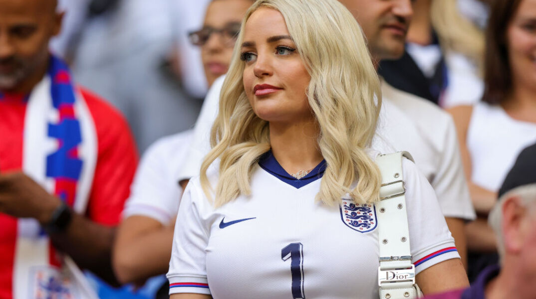 «Δεν θα μας πει ο Ρόι Κιν τι θα φορέσουμε» – Οι WAGs της Αγγλίας περνούν στην αντεπίθεση