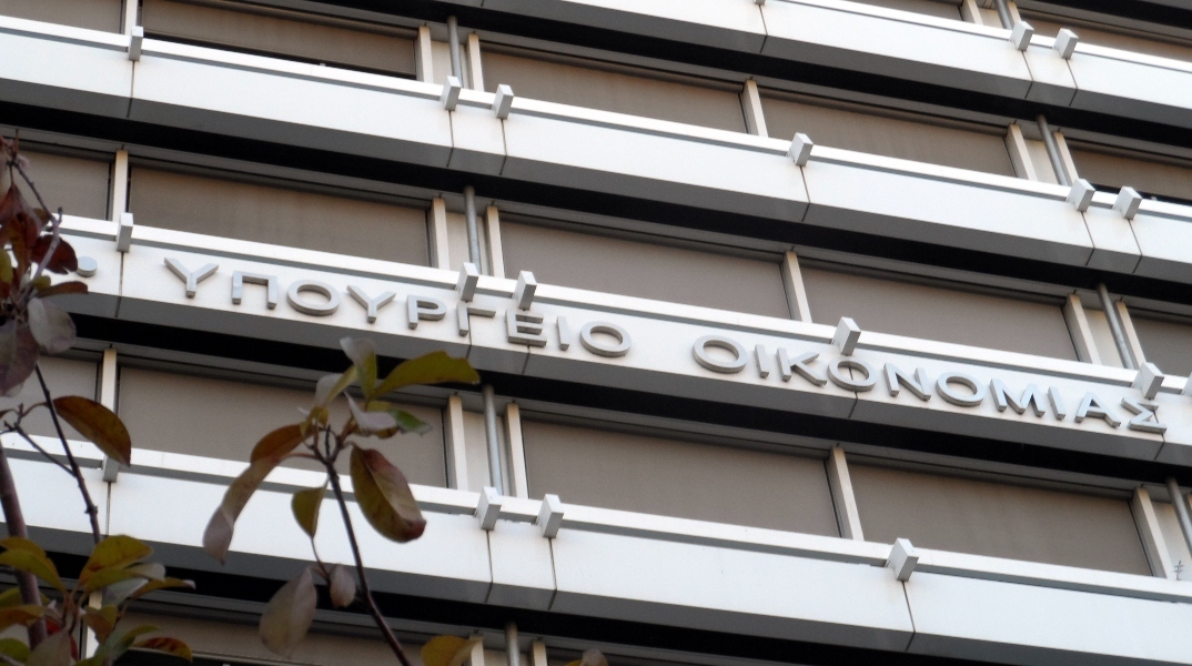 Η απάντηση του Υπ. Οικονομικών στην ΕΛ.Α.Σ.: Οι 20 μύθοι Τσίπρα και οι 20 αλήθειες για την ελληνική οικονομία