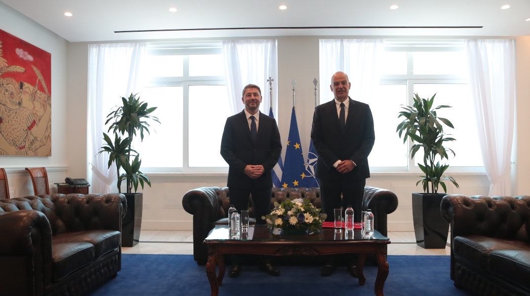 Η «Ατζέντα 2030» και τα εθνικά θέματα στη συνάντηση Δένδια - Ανδρουλάκη	