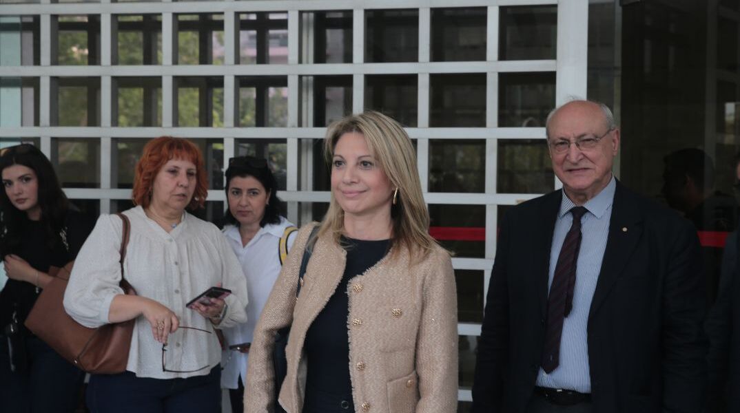 «Έπεσε στα μάτια μου»: Νέα αποχώρηση από το κόμμα Καρυστιάνου με αφορμή το ακίνητο