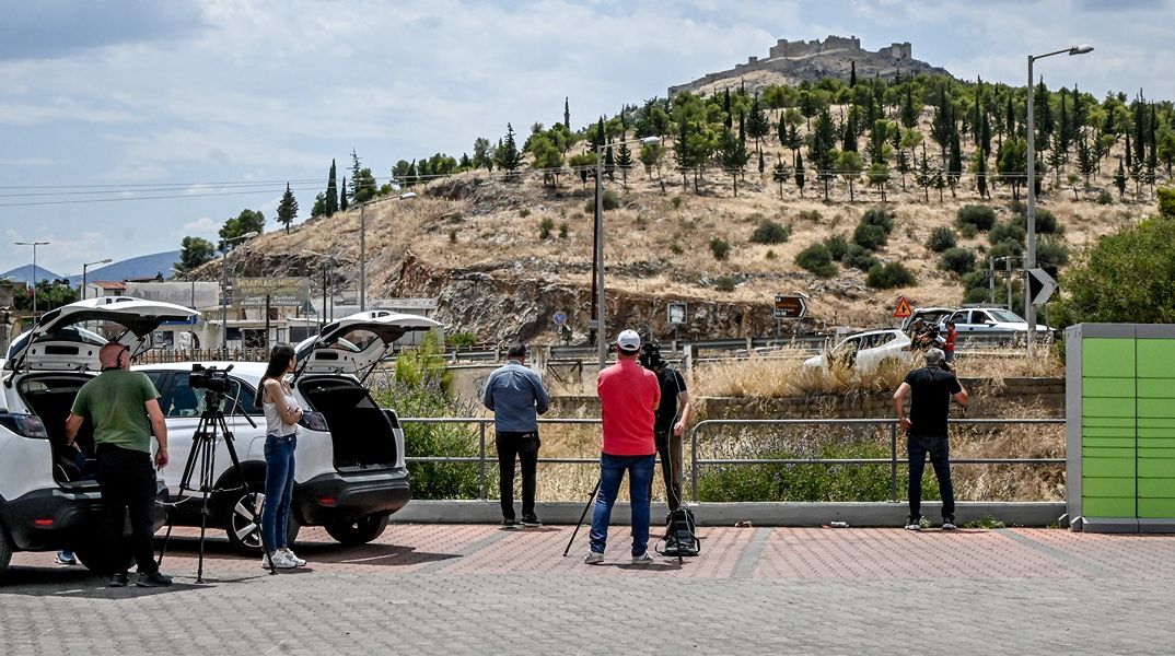 Άργος: Δίωξη για απόπειρα ανθρωποκτονίας στους αστυνομικούς που πυροβόλησαν τον 20χρονο