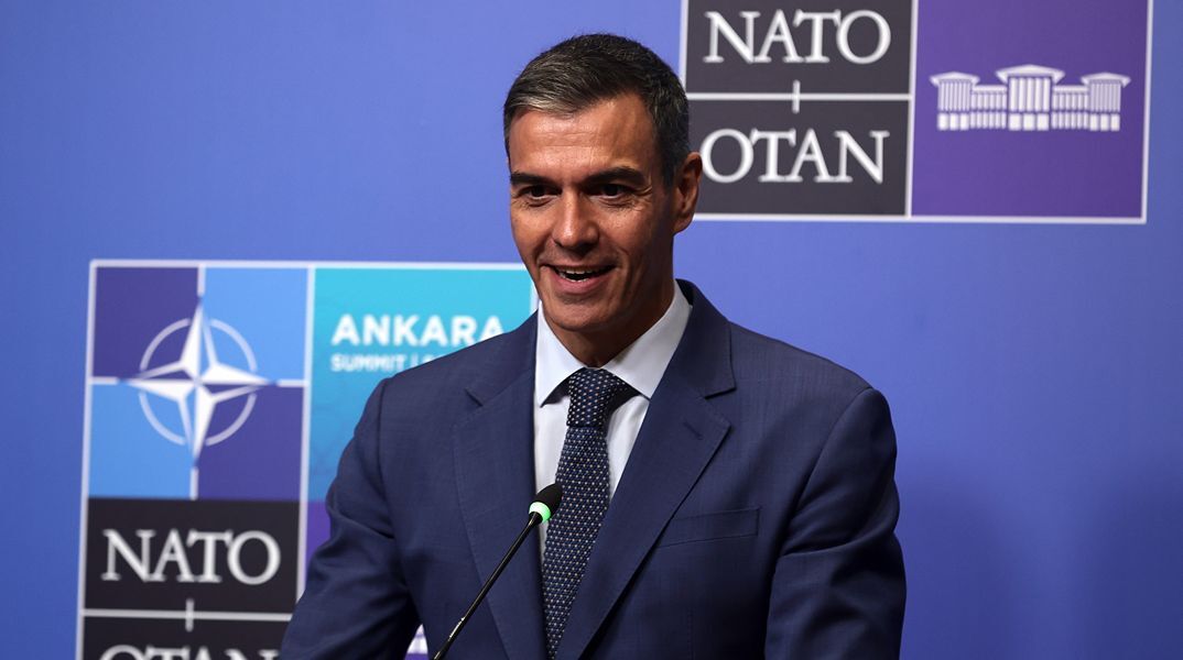 Politico: Πρόταση από την Ισπανία για δανεισμό από την Κομισιόν 850 δισ. ευρώ τον χρόνο εκ μέρους των «27»