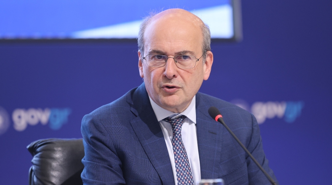 Κ. Χατζηδάκης: Η Ελλάδα χωρίς φωνές και αντάρα κερδίζει στην εξωτερική πολιτική 