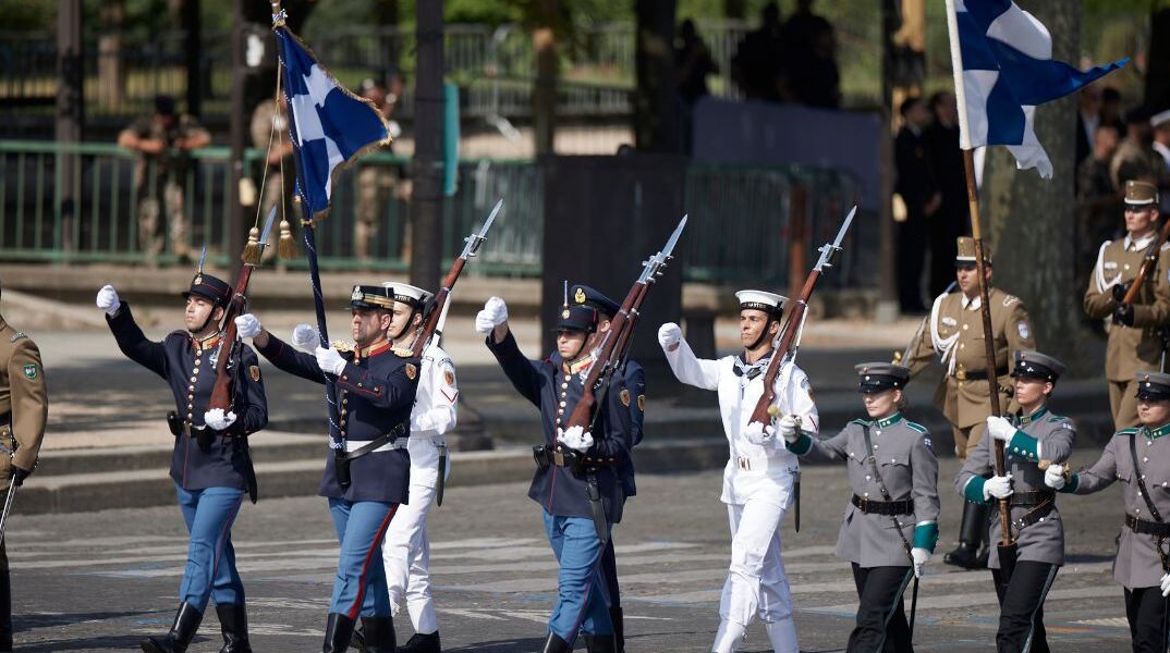 Η Ελλάδα στην παρέλαση της Βαστίλης: Rafale και ελληνικό άγημα στο Παρίσι