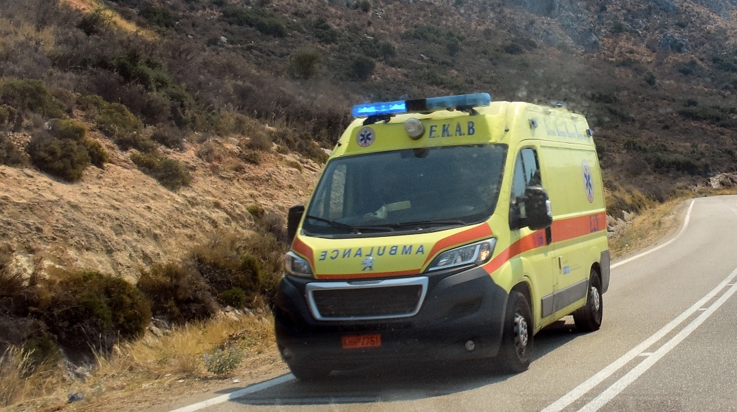Τραγωδία στη Λέσβο: Νεκρές δύο γυναίκες σε τροχαίο