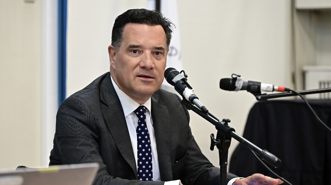 Άδωνις για ΟΠΕΚΕΠΕ: Εγώ ο βιβλιοπώλης έπεσα μέσα και οι νομομαθείς σε όλα έξω