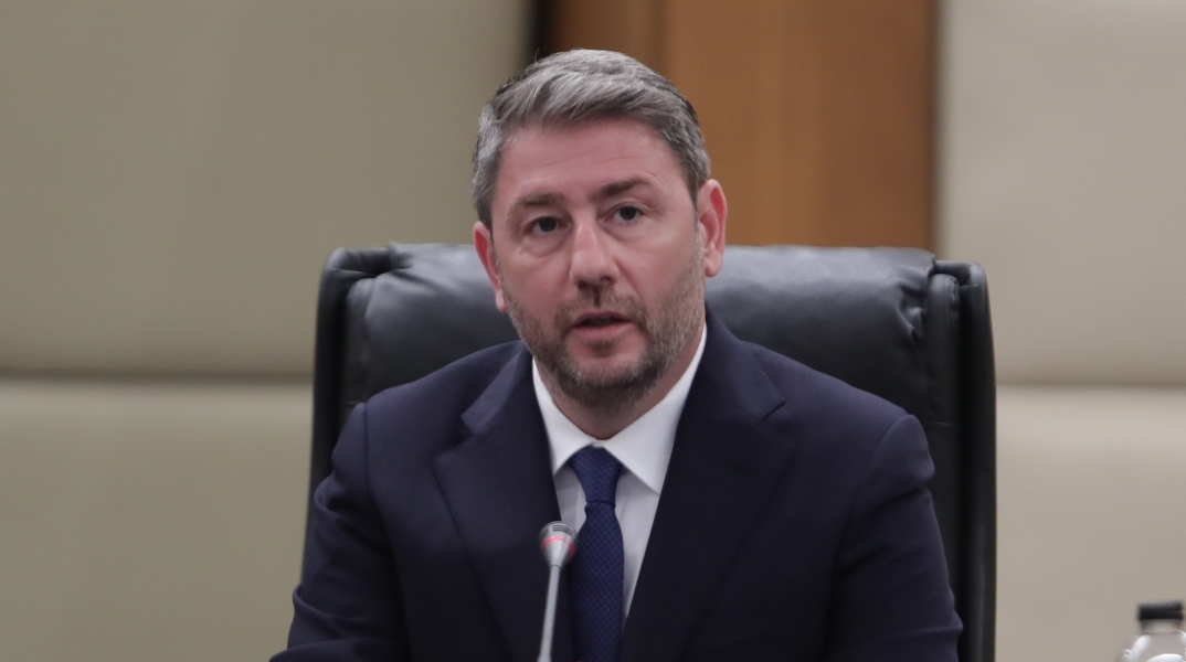 Ανδρουλάκης στο Tik Tok για τις Πανελλήνιες: Η αξία σου δεν χωράει σε έναν βαθμό