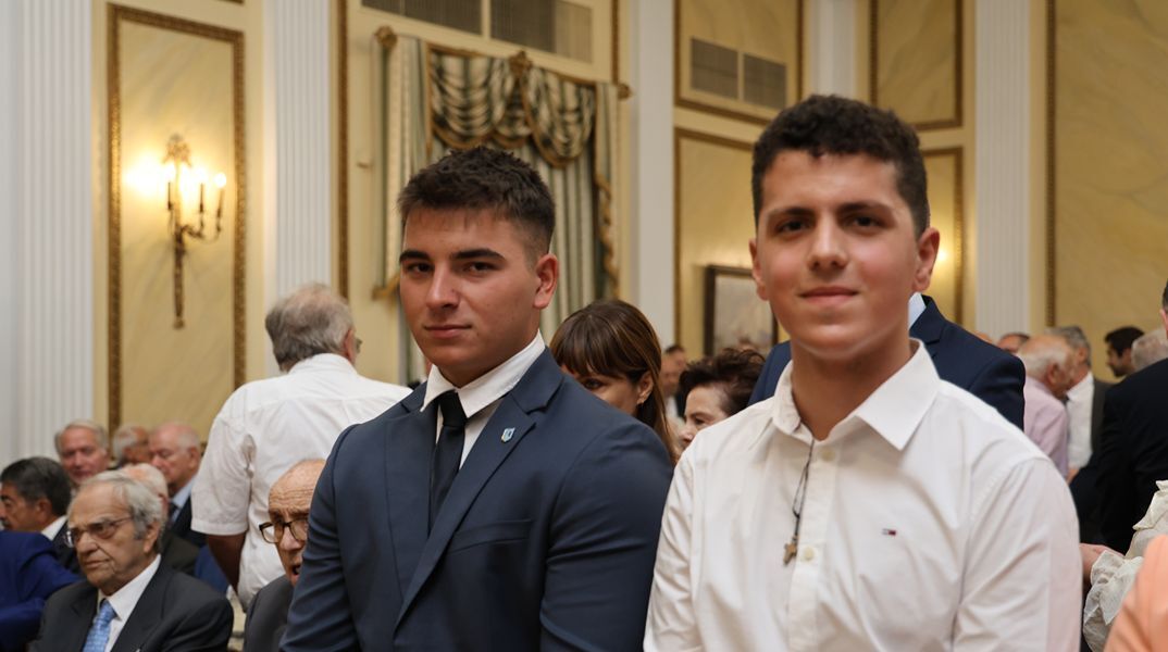 Στο Προεδρικό Μέγαρο οι πρώτοι των πρώτων στις Πανελλήνιες για την 52η επέτειο αποκατάστασης της Δημοκρατίας