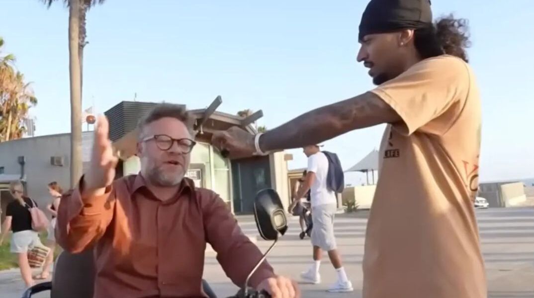 Σεθ Ρόγκεν και Τζόνα Χιλ τα «πήραν» με YouTuber που διέκοψε γύρισμα
