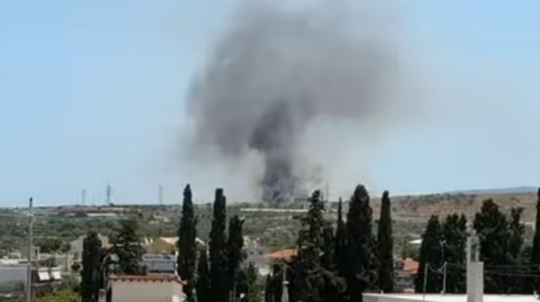 Εξαμίλια Κορινθίας: Έκρηξη σε εργοστάσιο