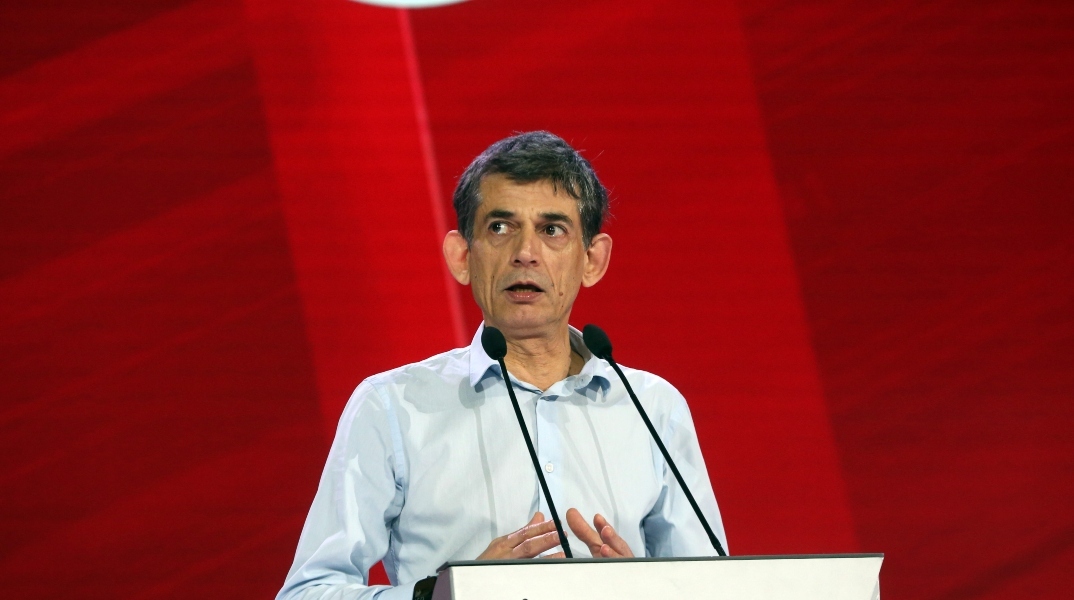 «Πόσο γελοίοι»: Καρανίκας για την απουσία ΣΥΡΙΖΑ και Πλεύσης Ελευθερίας από το Προεδρικό Μέγαρο