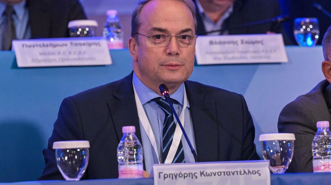 Κωνσταντέλλος προς Τσίπρα: «Πριν μιλήσετε για τον δήμο, γνωρίστε την πραγματικότητα»