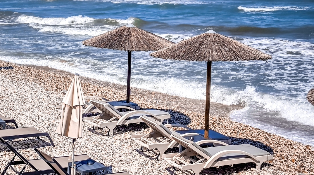 Καιρός αύριο: Ισχυροί άνεμοι έως 7 μποφόρ – Στους 37 βαθμούς η θερμοκρασία