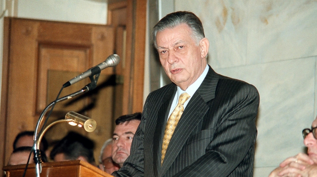 Η οικογένεια της Νέας Δημοκρατίας αποχαιρετά με θλίψη και ιδιαίτερη συγκίνηση τον Ιωάννη Βαρβιτσιώτη