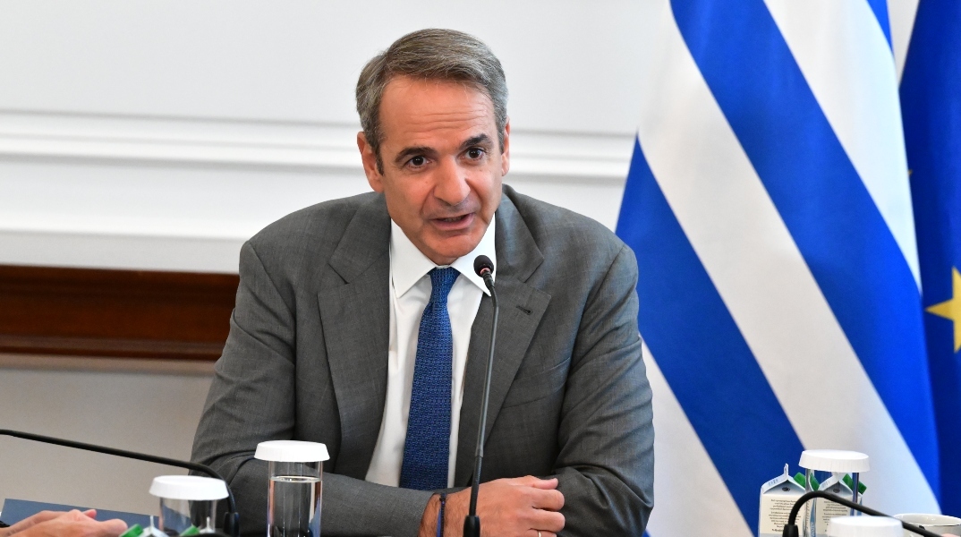 Μητσοτάκης για Βαρβιτσιώτη: Αποχαιρετώ μία προσωπικότητα η οποία σφράγισε την ίδια την εξέλιξη της Μεταπολίτευσης	