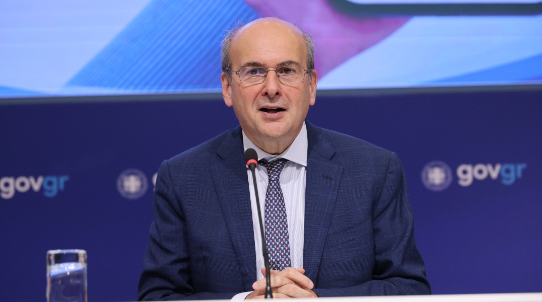 Χατζηδάκης: Στον κάλαθο των αχρήστων οι αμφισβητήσεις για την ηλεκτρική σύνδεση Ελλάδας-Κύπρου 