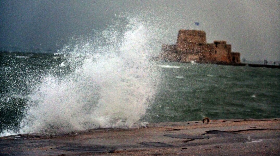 Καιρός σήμερα: Άνεμοι 7 μποφόρ στην Αττική