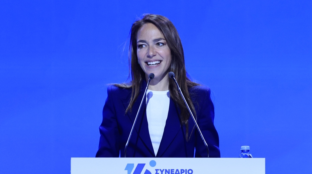 Μιχαηλίδου: Δημιουργήσαμε τον Προσωπικό Βοηθό και τώρα τον κάνουμε μόνιμο θεσμό εθνικής εμβέλειας