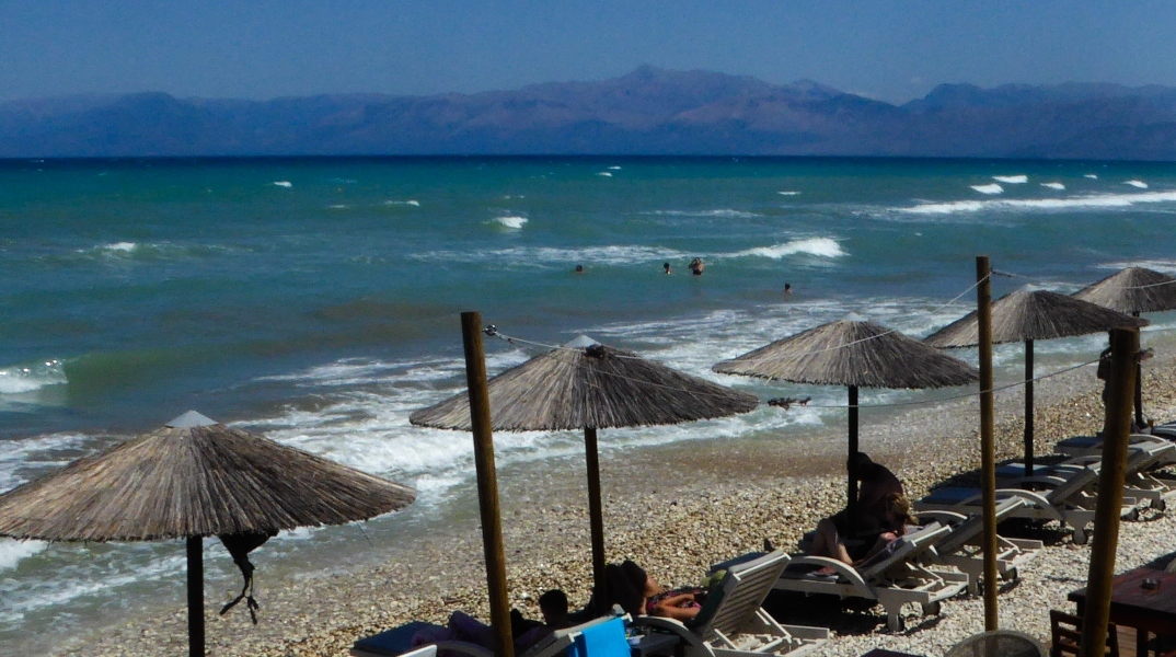 Καιρός: Έως 5 μποφόρ οι άνεμοι στην Αττική, έως 38 βαθμούς η θερμοκρασία στη χώρα