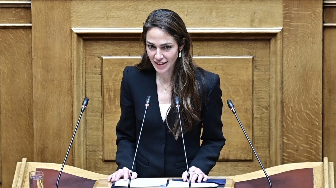 Δόμνα Μιχαηλίδου: Με τον Προσωπικό Βοηθό αλλάζουμε σελίδα στην κοινωνική πολιτική	