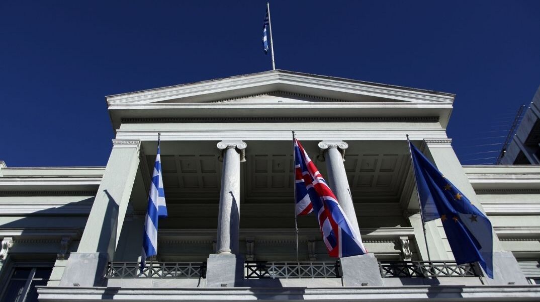 Αθήνα σε Άγκυρα για Αιγαίο: «Οι αβάσιμοι ισχυρισμοί δεν αποκτούν νομικό έρεισμα με την επανάληψη»