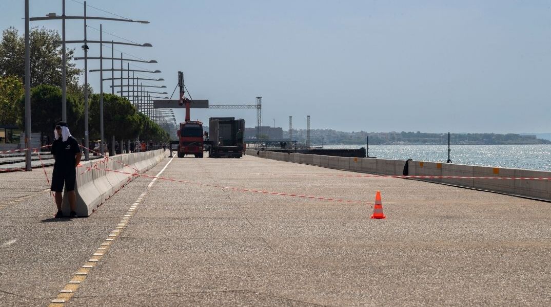 Θεσσαλονίκη: Χειροπέδες για το event με τα supercars στη Νέα Παραλία