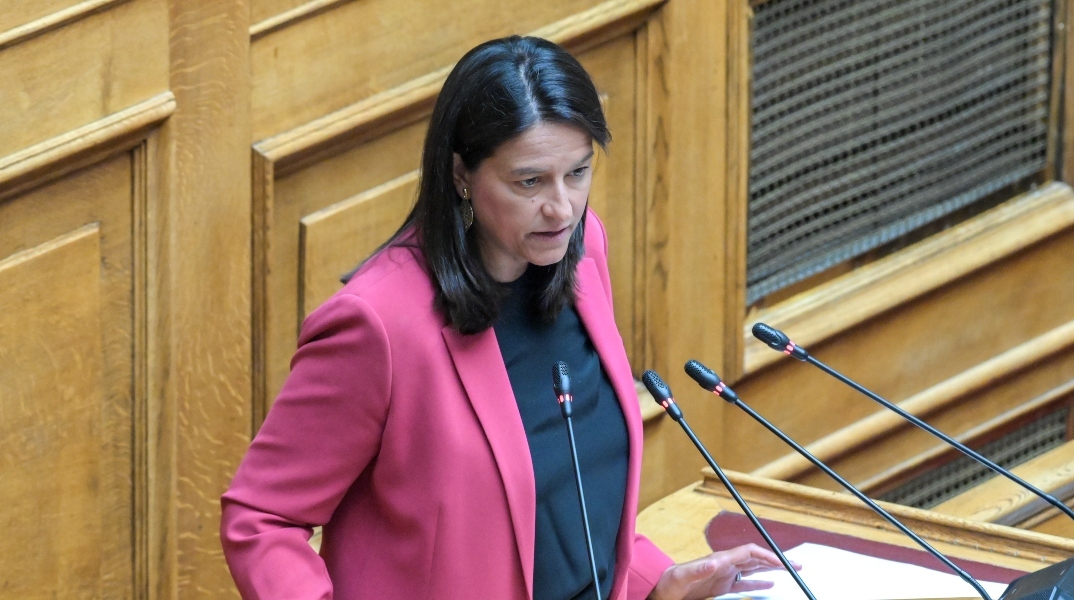 Νίκη Κεραμέως: Νέα μείωση της ανεργίας για τον μήνα Ιούλιο στο 7,9%