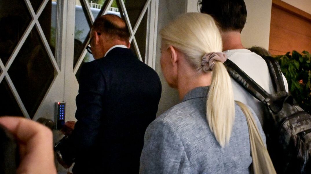 Μαζωνάκης: Σε «εργοστάσιο αναβολικών» είχαν βρεθεί συνταγές της συζύγου του γιατρού