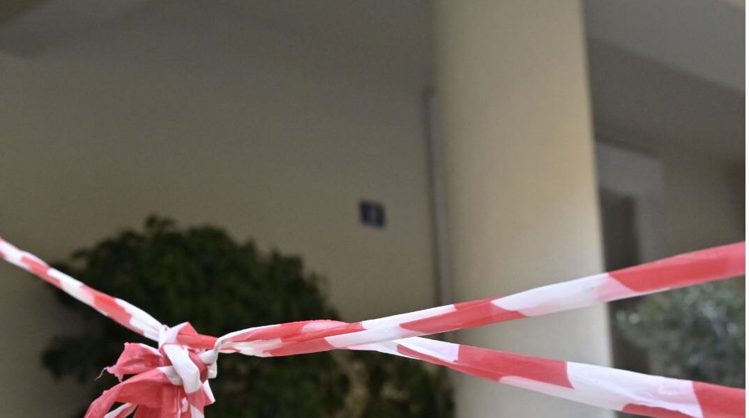 Θάνατος Μαζωνάκη: Φωτογραφία του στο κινητό της γιατρού και αντιφάσεις για τις ώρες στο ιατρείο