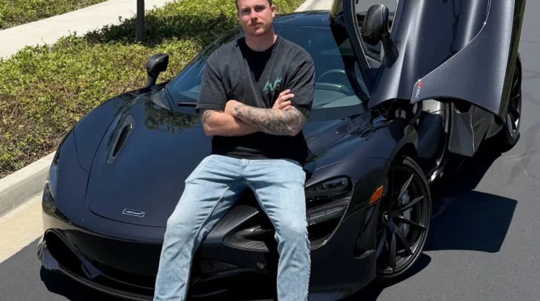 Τζέιμς Βερ: Νεκρός στα 27 του ο influencer αυτοκινήτων – Η McLaren κόπηκε στα δύο και τυλίχθηκε στις φλόγες
