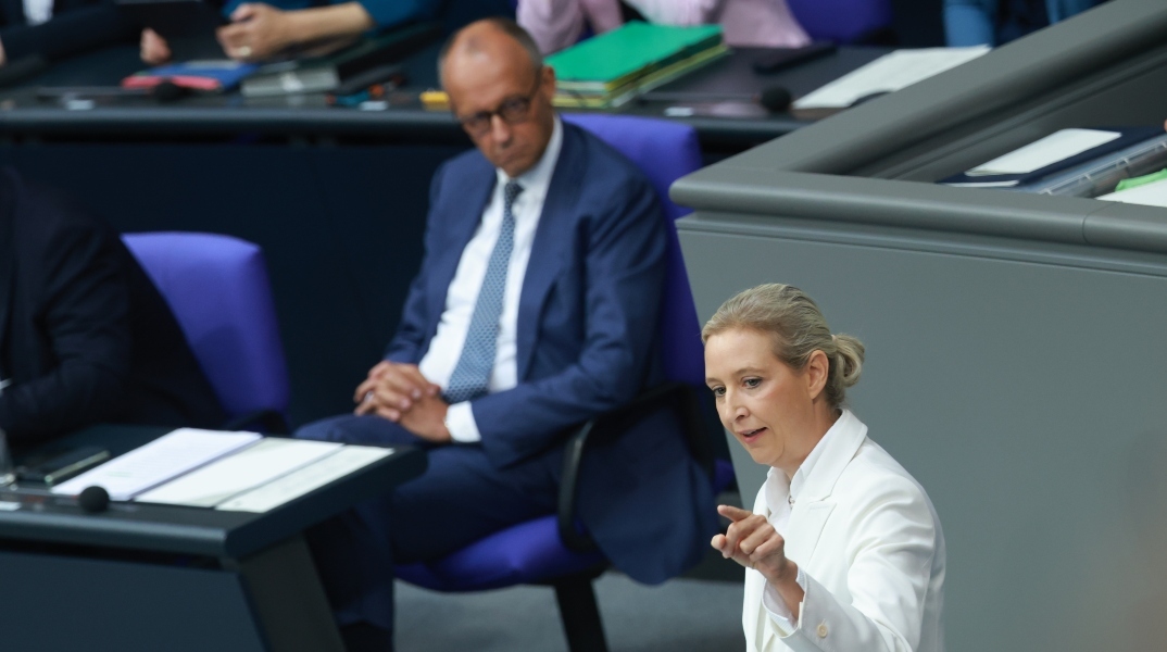 Γερμανία: Ψήφο εμπιστοσύνης από την ηγεσία του κόμματός του ζητάει ο Μερτς