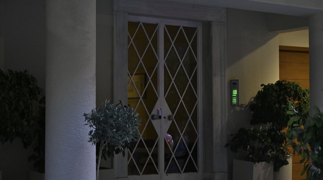 Υπόθεση Μαζωνάκη: Αυτή είναι η σύμβαση του υπνοθεραπευτή με την προφυλακισμένη γιατρό