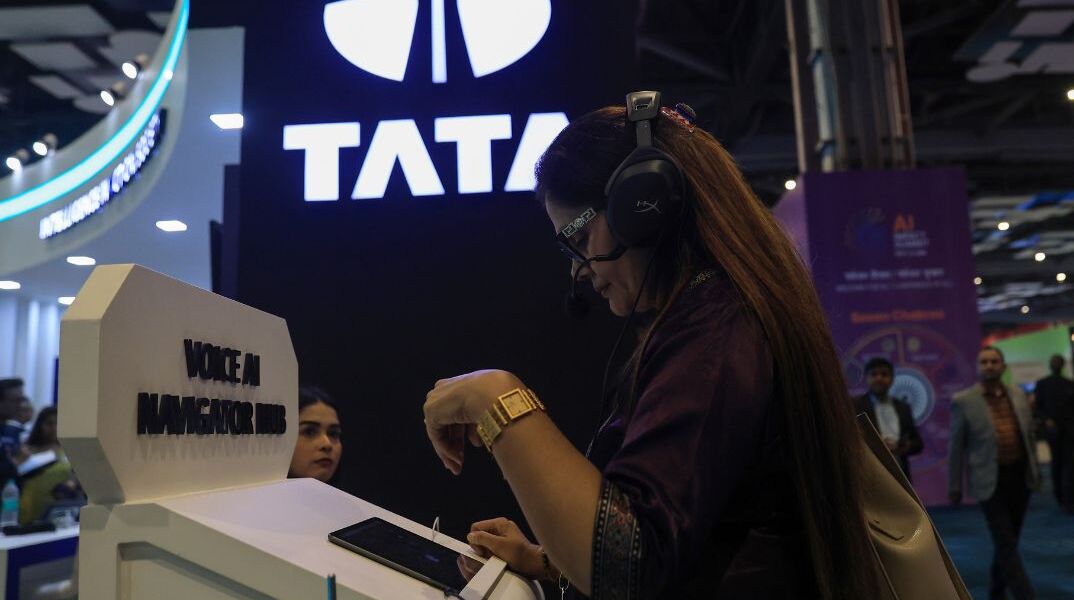 Tata Sons: Ο πόλεμος εξουσίας που διχάζει τον κολοσσό της Ινδίας