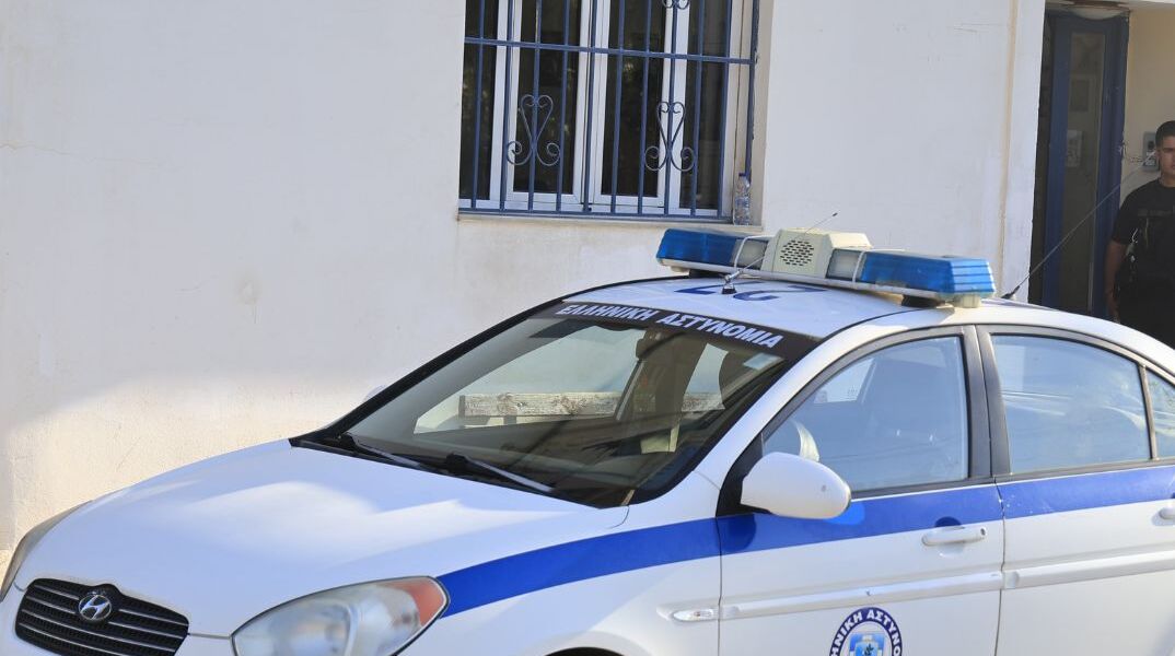 Άνω Γλυφάδα: 75χρονος επιτέθηκε με κοπίδι σε 65χρονο μέσα σε οικοδομή