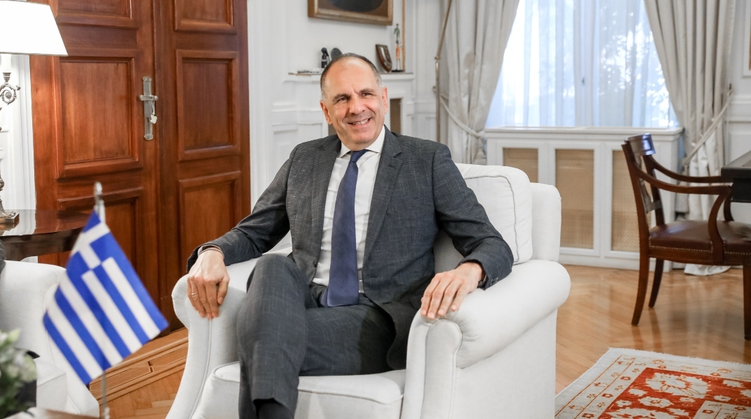 Γεραπετρίτης: Κανένας λόγος επαναχάραξης του καλωδίου - Στη φαρέτρα μας τα 12 μίλια