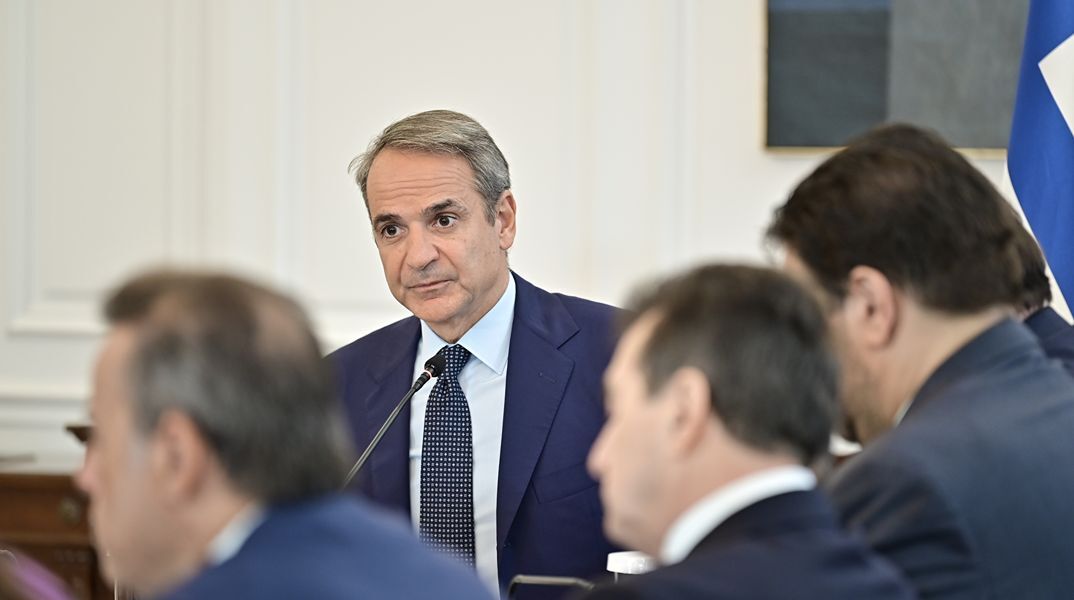 Μήνυμα Μητσοτάκη προς υπουργούς και βουλευτές:  «Ο λόγος μας να είναι μετρημένος και ακριβής»