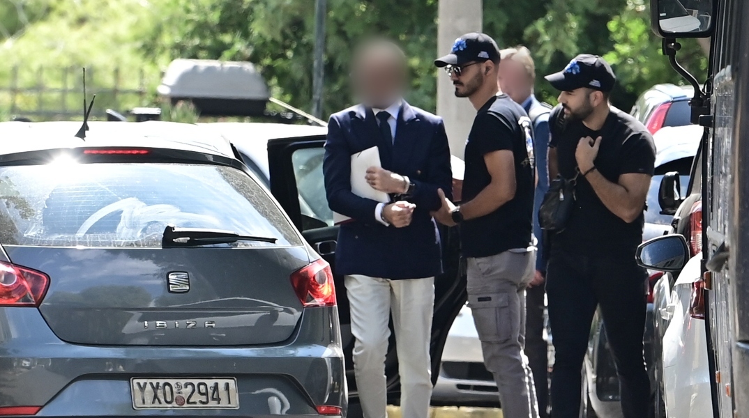 Υπόθεση Μαζωνάκη: Είναι άδικη η κράτηση του Θεοδωρόπουλου, λένε οι συνήγοροί του