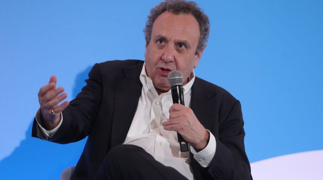 Χρήστος Χωμενίδης για Μητσοτάκη: Είναι ο σύζυγος που βλαστημάς αλλά λες πού να τρέχω 