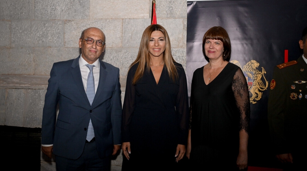 H Σοφία Ζαχαράκη στους εορτασμούς για την Ανεξαρτησία της Αρμενίας: Ιστορικοί και ζωντανοί οι δεσμοί των δύο χωρών
