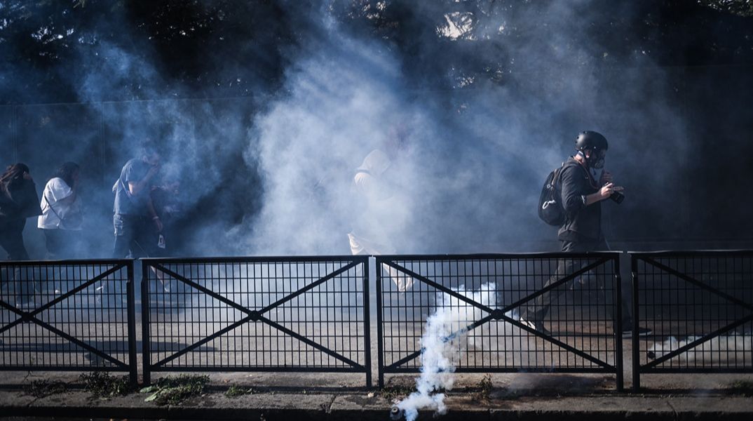 Σε αναβρασμό η Γαλλία: Κλιμακώνονται οι μαθητικές κινητοποιήσεις – 400 λύκεια κλειστά