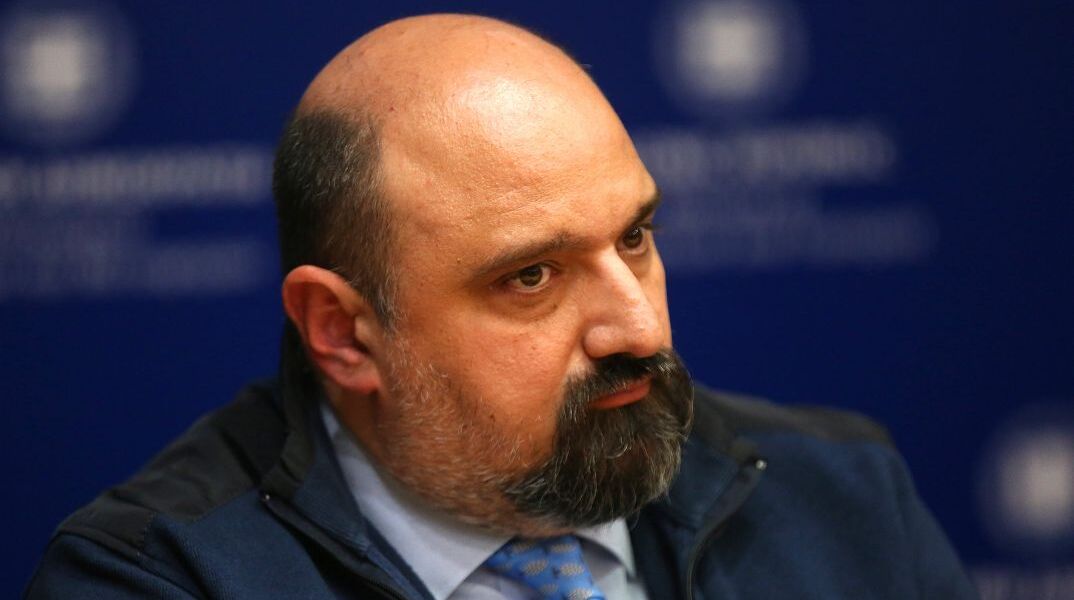 Τέμπη: Ο Τριαντόπουλος διαψεύδει την Καρυστιανού για τη φράση «κρέατα προς μεταφορά»