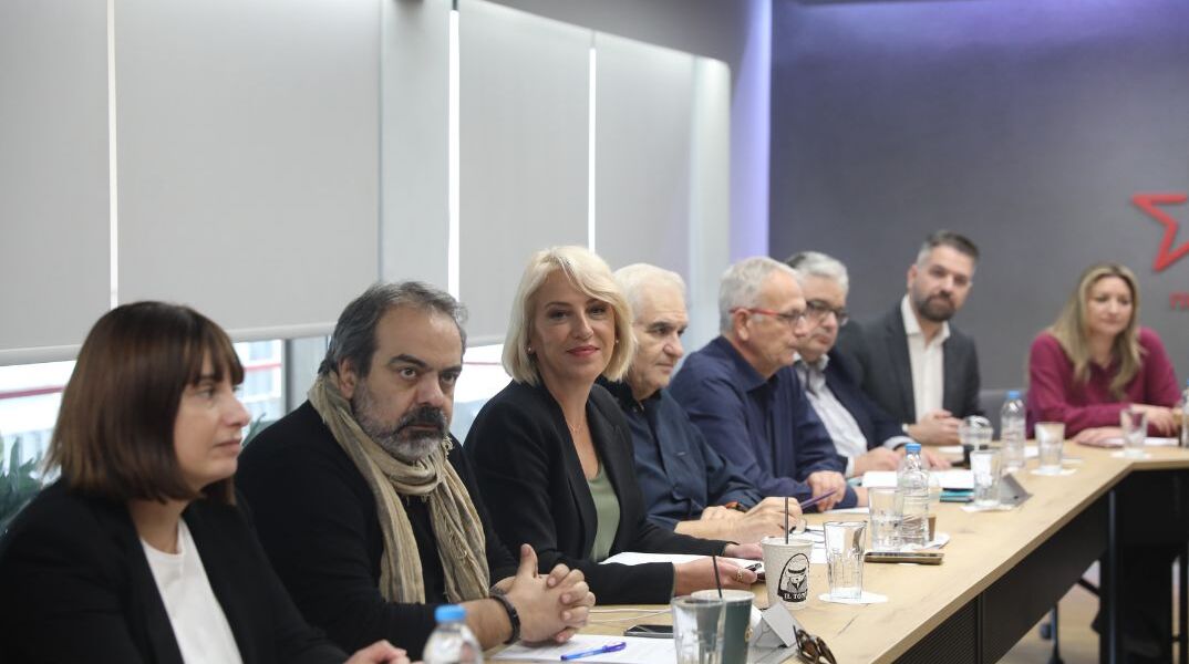 ΣΥΡΙΖΑ: Πολάκης ζητά εκλογή αρχηγού – Αντιδρούν Δούρου και Παππάς